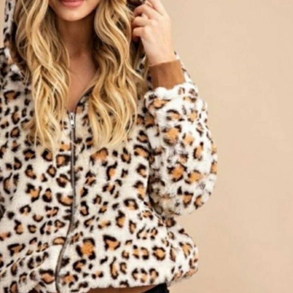 Ivory Leopard Faux Fur Hoodes Bomber Jacket - Picture 4 of 7